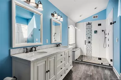 12 Brooktree Court, Bohemia, NY 11716 - Photo 30