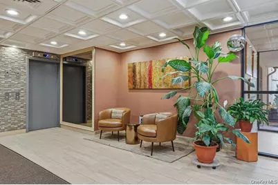 185 W Park Avenue #116, Long Beach, NY 11561 - Photo 1