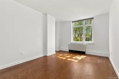 40-26 College Point Boulevard #8N, Flushing, NY 11354 - Photo 14