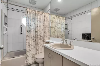7 Eve Lane, Levittown, NY 11756 - Photo 24