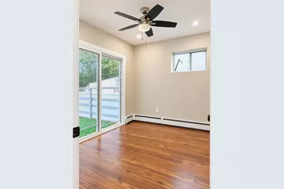 459 Roquette Avenue, Floral Park, NY 11001 - Photo 8