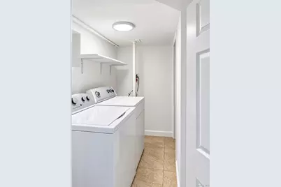 459 Roquette Avenue, Floral Park, NY 11001 - Photo 18