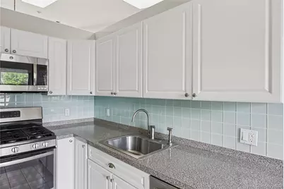 65 Eric Drive, Middle Island, NY 11953 - Photo 8