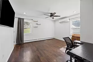 23 Wedgewood Dr, Coram, NY 11727 - Photo 18