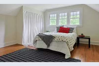 51 Roosevelt Street, Pearl River, NY 10965 - Photo 26