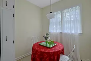 51 Roosevelt St, Pearl River, NY 10965 - Photo 14