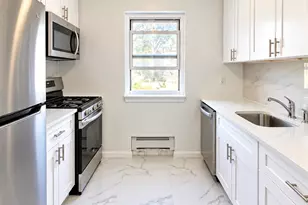 149-44 Melbourne Ave, Flushing, NY 11367 - Photo 8