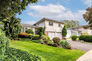 1875 Julian Ln, Merrick, NY 11566 - Photo 2