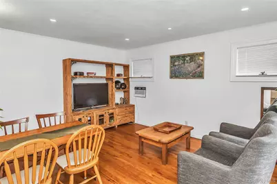 5 Plover Lane, Hicksville, NY 11801 - Photo 4