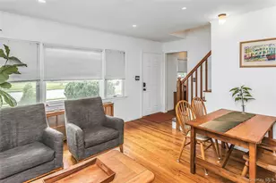 5 Plover Ln, Hicksville, NY 11801 - Photo 6