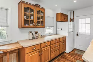 5 Plover Ln, Hicksville, NY 11801 - Photo 8