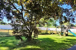 [Address not provided], Babylon, NY 11704 - Photo 12