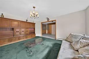 9 Groton Ln, Coram, NY 11727 - Photo 10
