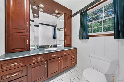 9 Groton Lane, Coram, NY 11727 - Photo 24