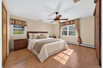 9 Groton Lane, Coram, NY 11727 - Photo 20