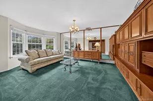 9 Groton Ln, Coram, NY 11727 - Photo 8