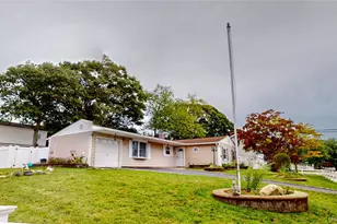 41 Campus Dr, Farmingville, NY 11738 - Photo 2