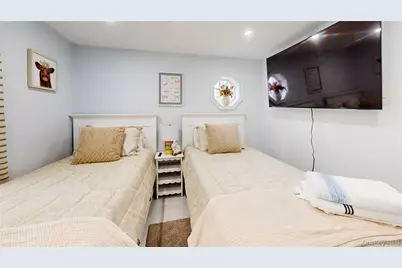 41 Campus Drive, Farmingville, NY 11738 - Photo 18