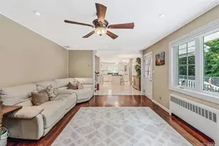 23 Barry Dr, Glen Cove, NY 11542 - Photo 8
