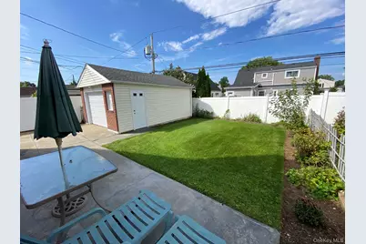 241 Whitehall Road S, Garden City, NY 11530 - Photo 36
