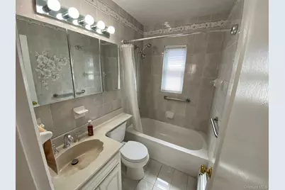 241 Whitehall Road S, Garden City, NY 11530 - Photo 16