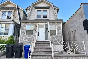 90-71 178th St, Jamaica, NY 11432 - Photo 1
