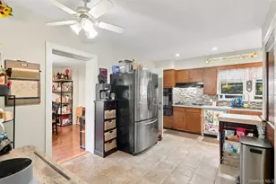 34 Adams St, Poughkeepsie, NY 12601 - Photo 12