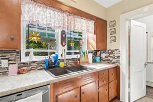 34 Adams St, Poughkeepsie, NY 12601 - Photo 16