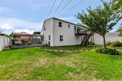 61 Hollyhock Road, Levittown, NY 11756 - Photo 30
