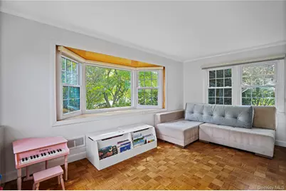 127 Ralph Avenue, White Plains, NY 10606 - Photo 14