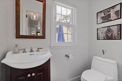 127 Ralph Avenue, White Plains, NY 10606 - Photo 16
