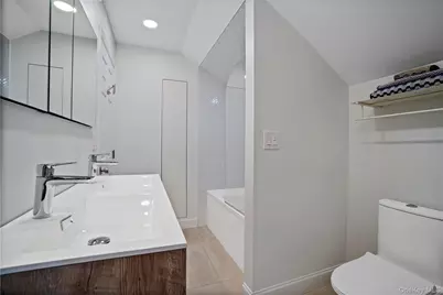 127 Ralph Avenue, White Plains, NY 10606 - Photo 26