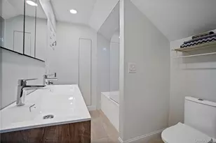 127 Ralph Ave, White Plains, NY 10606 - Photo 26