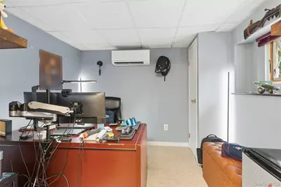 1650 James Street, Merrick, NY 11566 - Photo 32