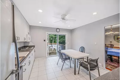 3 Oasis Place, East Northport, NY 11731 - Photo 16