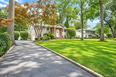 3 Oasis Place, East Northport, NY 11731 - Photo 1