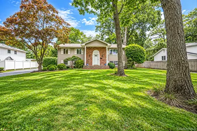 3 Oasis Place, East Northport, NY 11731 - Photo 2
