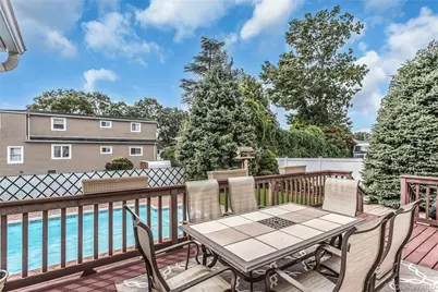 472 Chelsea Avenue, West Babylon, NY 11704 - Photo 22