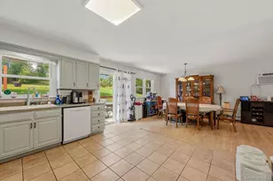 5 Bird Ln, Poughkeepsie, NY 12603 - Photo 18
