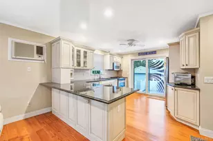 9 Cortelyou St W, Huntington Station, NY 11746 - Photo 18