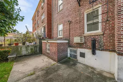 1824 Pilgrim Avenue, Bronx, NY 10461 - Photo 40