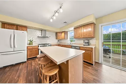 2362 Albany Post Road, Walden, NY 12586 - Photo 12