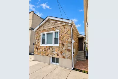 14 Balfour Street, New York, NY 10305 - Photo 1