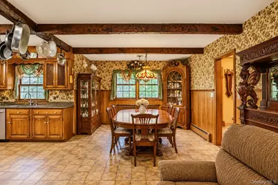 17 Washington Avenue, Holtsville, NY 11742 - Photo 6