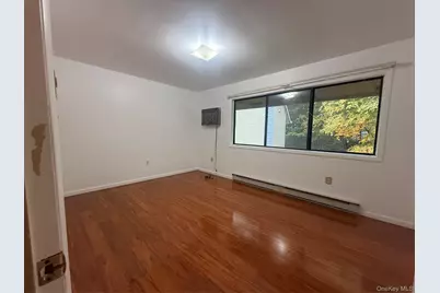 39 Robert Road, Kiamesha Lake, NY 12751 - Photo 12