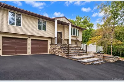 47 McArthur Lane, Smithtown, NY 11787 - Photo 4