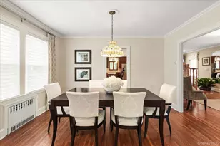 30 Astor Pl, Williston Park, NY 11596 - Photo 8