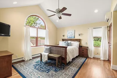30 Astor Place, Williston Park, NY 11596 - Photo 20