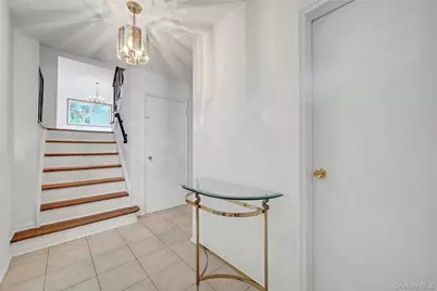 16 Salem Place, White Plains, NY 10605 - Photo 6