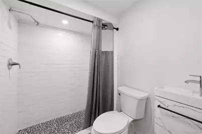 10 Grace Court, Islip, NY 11751 - Photo 30